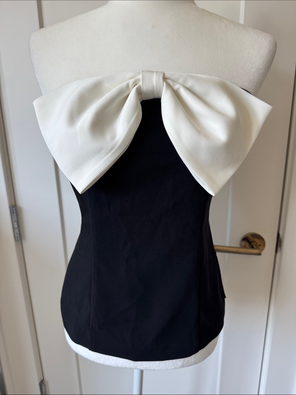 Avec Les Filles Black Strapless Top with White Statement Bow